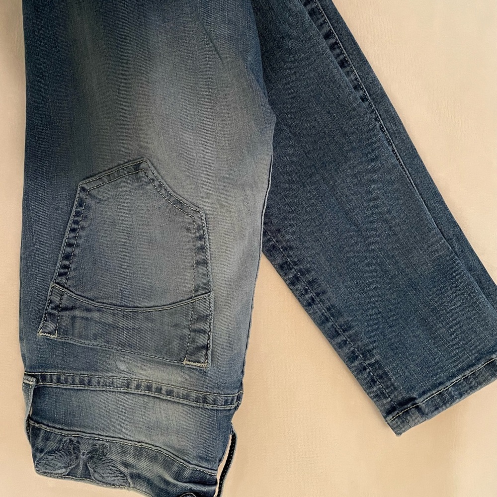 Robins Jeans